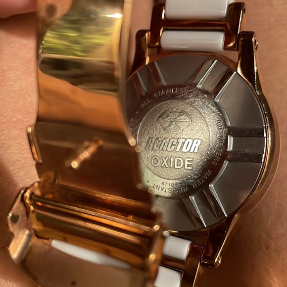 REACTOR WATCH - Picture 2 of 6